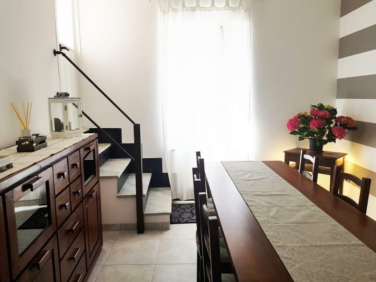 شقة Modern Flat With Panoramic Terrace In Zuccarello المظهر الخارجي الصورة